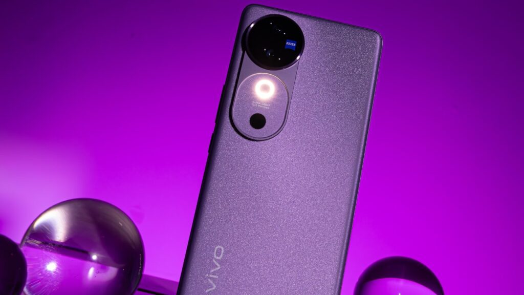 Vivo V40 5G Punya Desain Ramping dengan Baterai Super Awet
